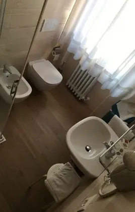 Superior Tek Büyük Yataklı Oda, Buzdolabı