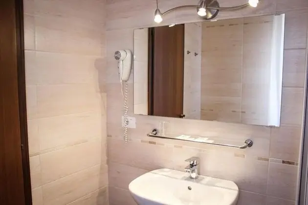 Superior Tek Büyük Yataklı Oda, Buzdolabı