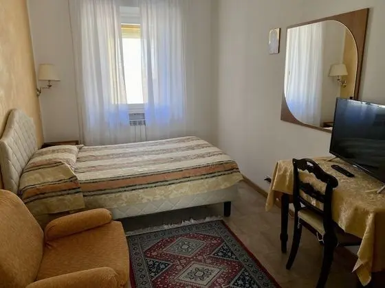 Tek Kişilik Oda