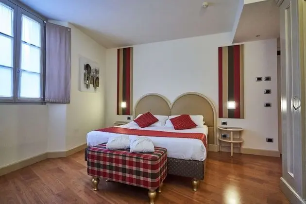 Superior Oda, 1 Büyük (Queen) Boy Yatak, Sigara İçilmez, Sıcak Su Küveti (Converts to 2 Twin Beds)