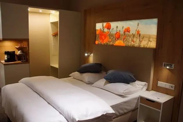 Business Tek Büyük Yataklı Oda