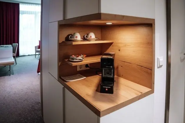 Business Tek Büyük Yataklı Oda