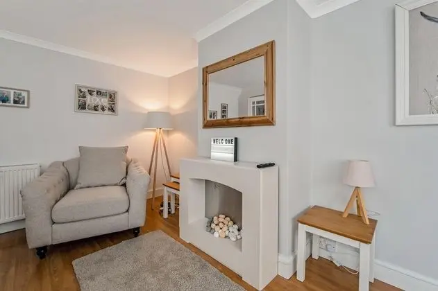 Ev (1 Bedroom)