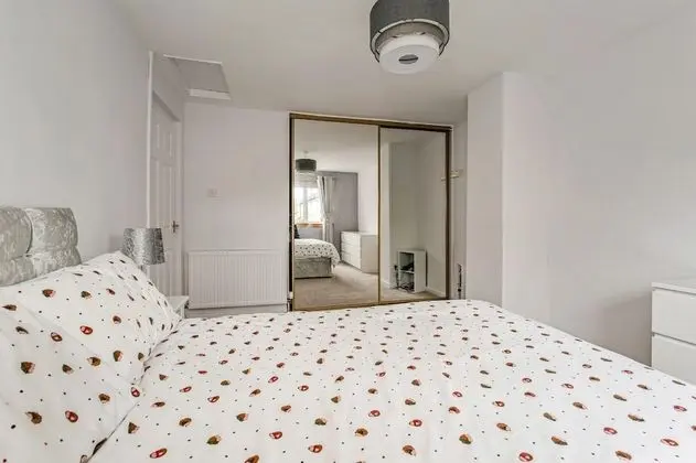 Ev (1 Bedroom)