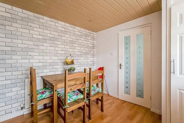 Ev (1 Bedroom)