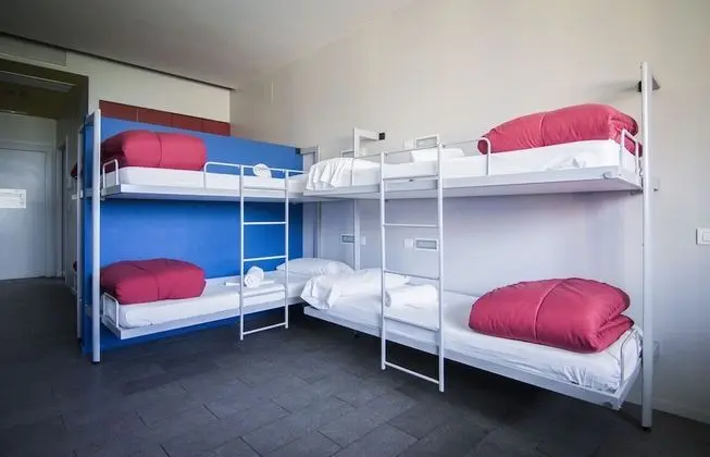 Dört Kişilik Oda, Balkon