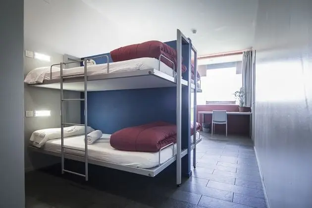 Dört Kişilik Oda, Balkon