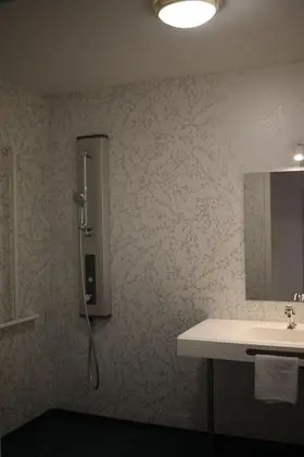 Dört Kişilik Oda, Banyolu/Duşlu, Bahçe Manzaralı (207/208)