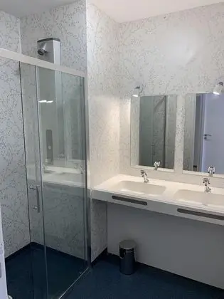 Süit, Banyolu/Duşlu, Kanal Manzaralı (111/110)