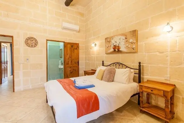 Family Ev, Birden Çok Yatak (Centre Island Gozitan Farmhouse &)