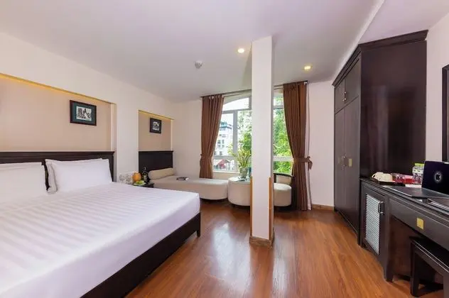 Deluxe Üç Kişilik Oda