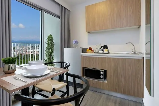 Deluxe Premier King Room