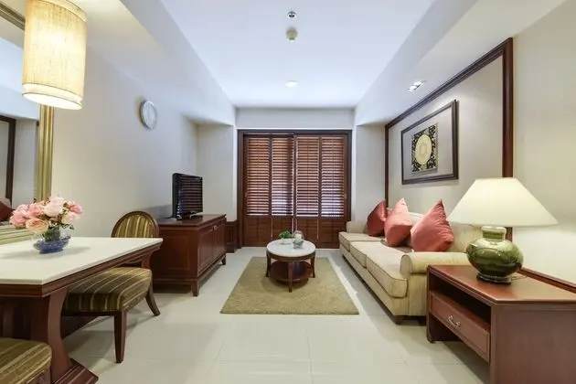 1 Bedroom Suite