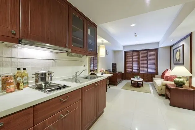 1 Bedroom Suite