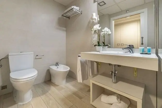 Standard Oda, Şehir Manzaralı