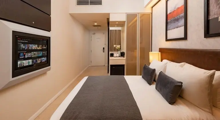 Standard Tek Büyük Yataklı Oda
