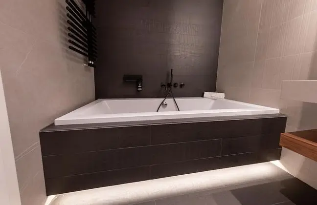 Deluxe Tek Büyük veya İki Ayrı Yataklı Oda, Şehir Manzaralı (2 adults + 2 children)