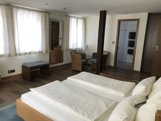 Tek Büyük Yataklı Oda