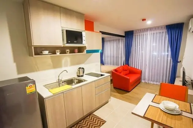 Studio Apartment