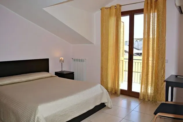 Tek Büyük Yataklı Oda