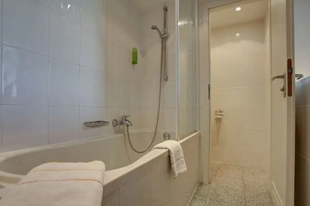 Standard Tek Büyük Yataklı Oda, Şehir Manzaralı