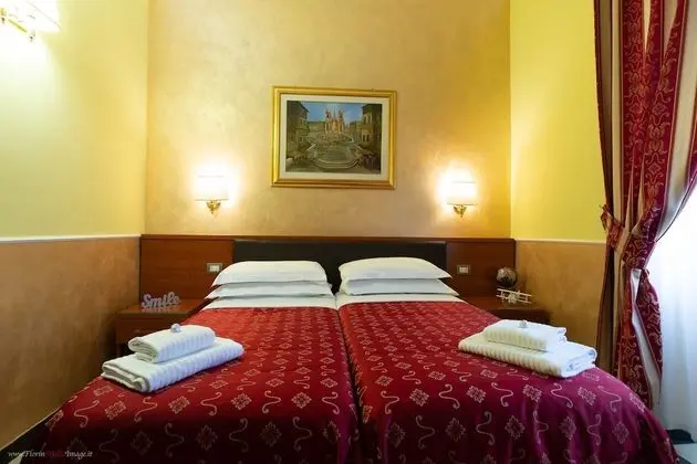 İki Ayrı Yataklı Oda, 2 Tek Kişilik Yatak