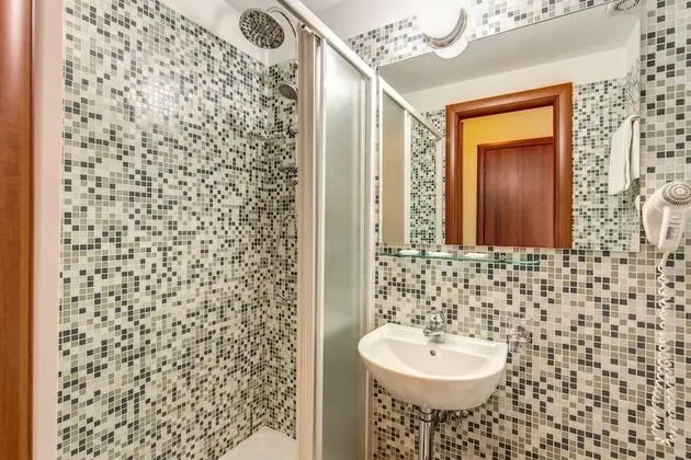 İki Ayrı Yataklı Oda, 2 Tek Kişilik Yatak