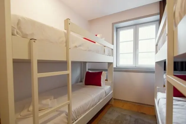 Basic Ortak Ranzalı Oda, Sadece kadınlar için