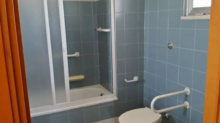 Standard Tek Büyük veya İki Ayrı Yataklı Oda, Deniz Manzaralı