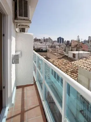 Tek Büyük veya İki Ayrı Yataklı Oda, Balkon