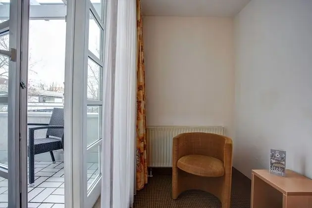 Comfort Tek Büyük Yataklı Oda