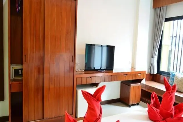 Deluxe King Room