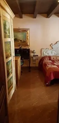 Basic Tek Büyük Yataklı Oda