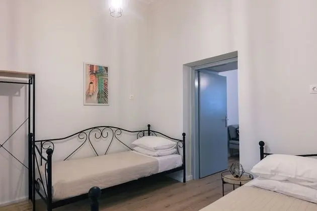Superior Two Bedroom Apartment with Old Town View