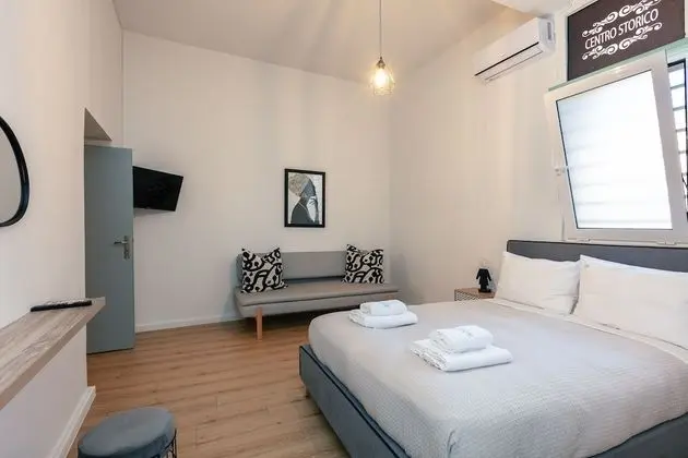 Superior Two Bedroom Apartment with Old Town View