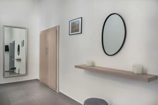 Superior Two Bedroom Apartment with Old Town View