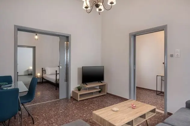 Superior Two Bedroom Apartment with Old Town View