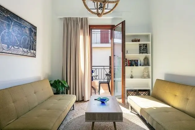 Two Bedroom Apartment with Old Town View
