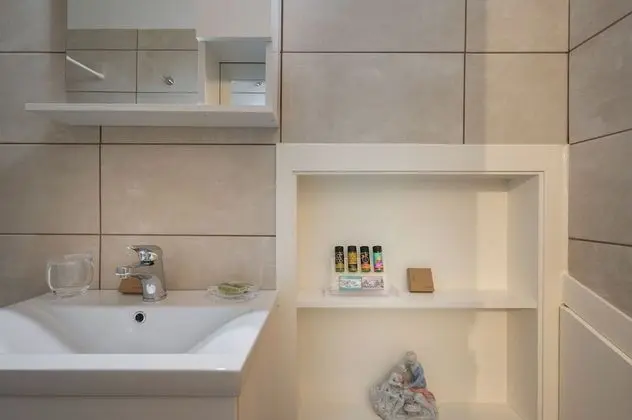 Two Bedroom Apartment with Old Town View