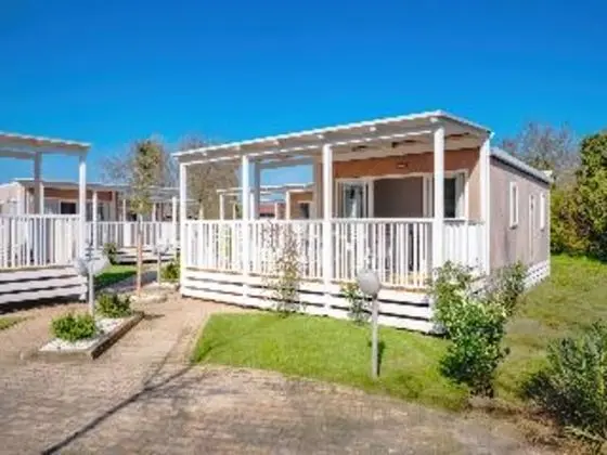 LODGE
