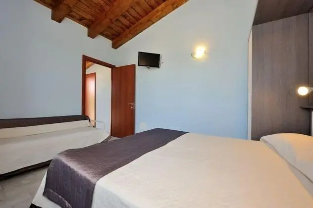 Superior Tek Büyük Yataklı Oda, Bahçeli