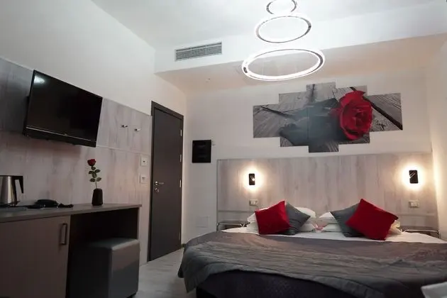 Romantic Üç Kişilik Oda