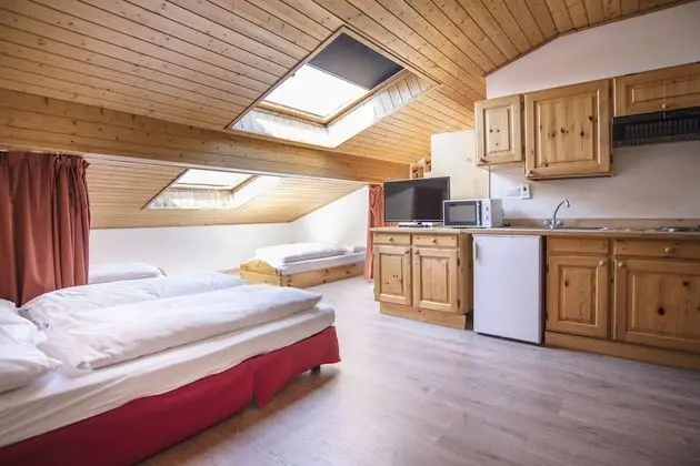 Stüdyo (Attic)
