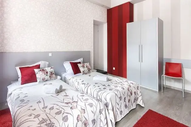 İki Ayrı Yataklı Oda, Sigara İçilmez, Balkon