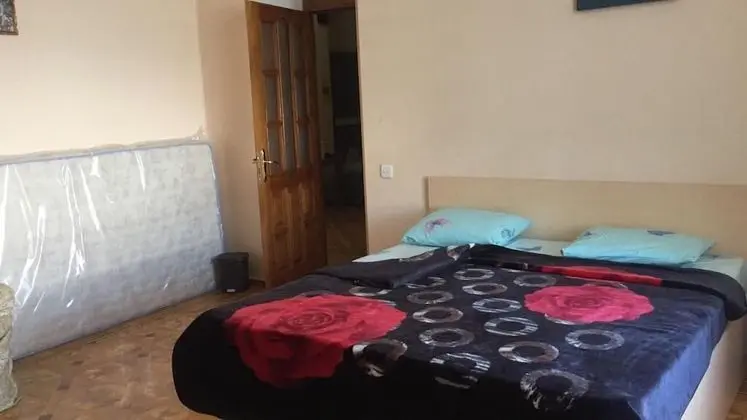 Economy Tek Büyük Yataklı Oda, Ortak Banyo