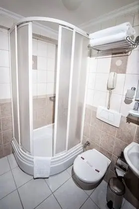Standard Üç Kişilik Oda