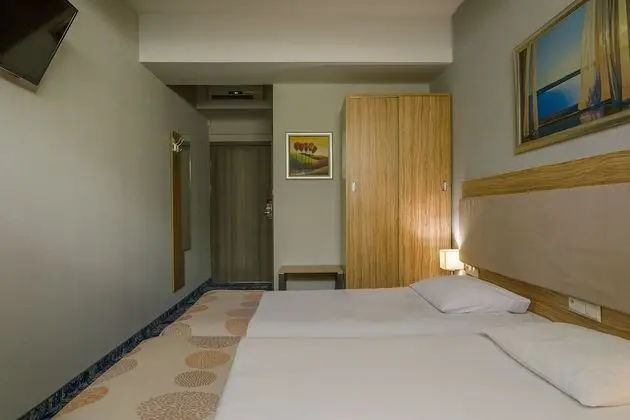 Economy Tek Büyük veya İki Ayrı Yataklı Oda (level - 1)