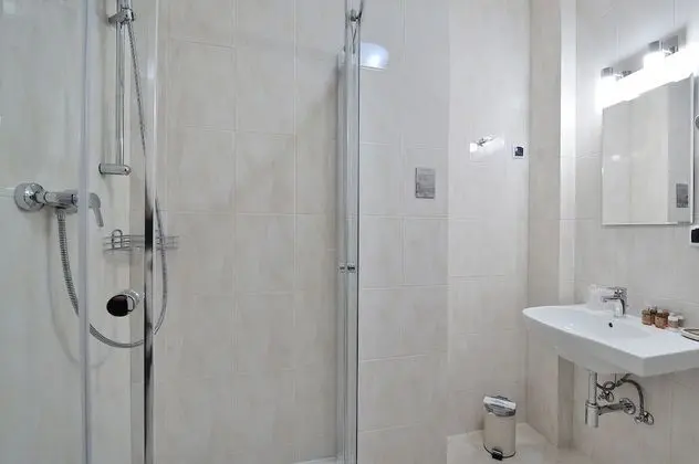 Deluxe Oda
