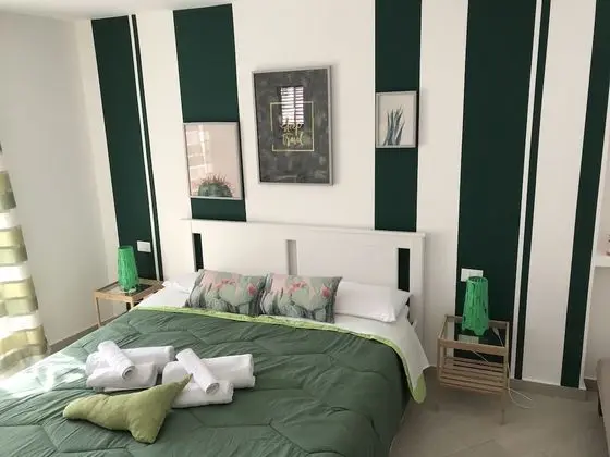 Grand Üç Kişilik Oda, Balkon