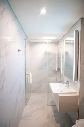 Superior Tek Büyük Yataklı Oda